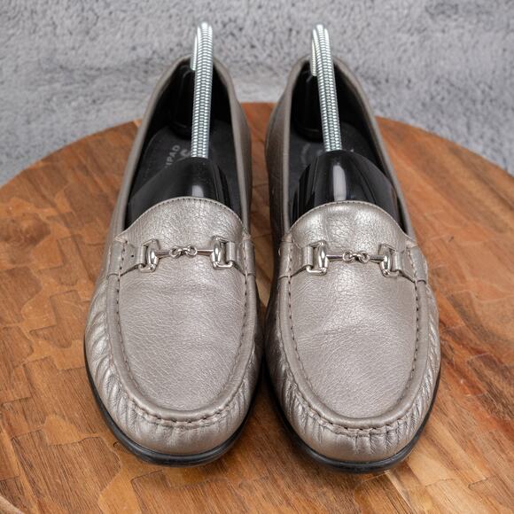 SAS Metro Slip On Pewter Leather Loafers Shoes Womens Silver Buckle Size 10 W - Picture 2 of 10